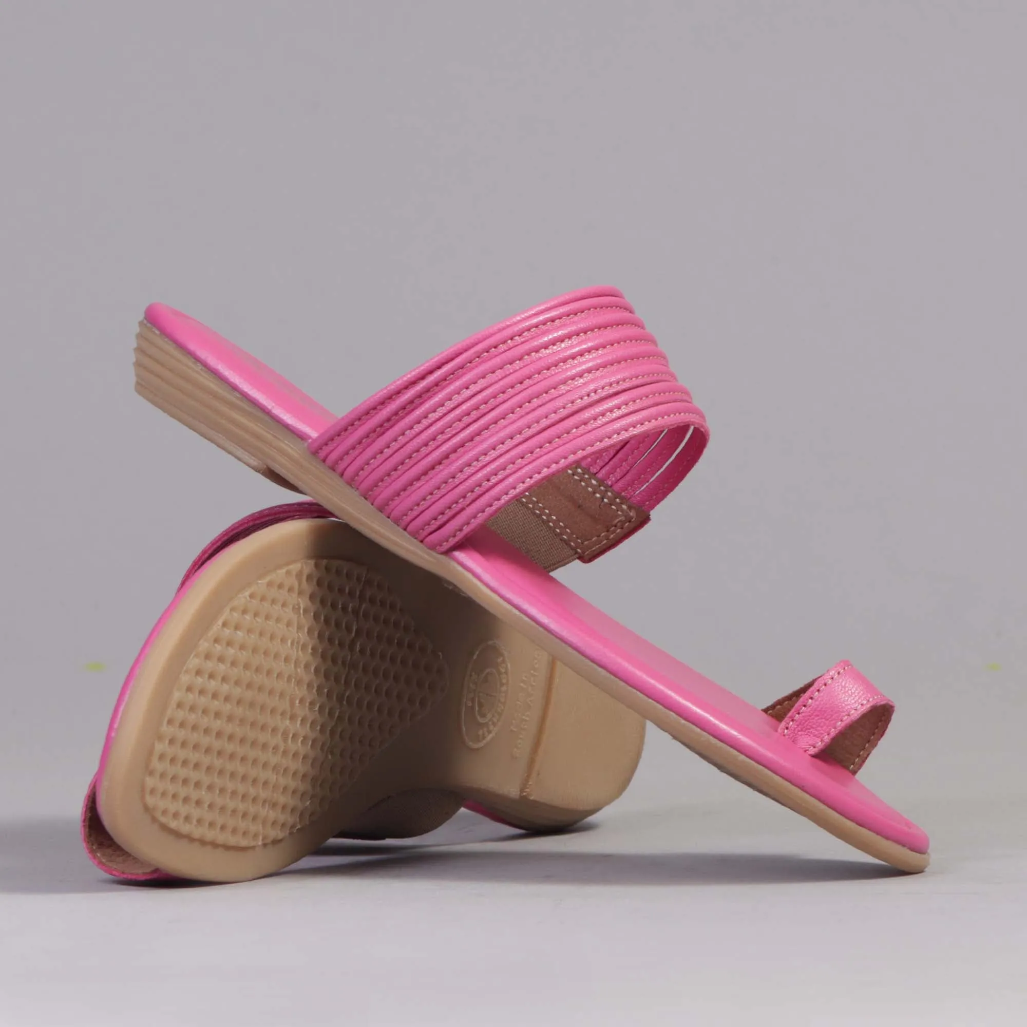 Flat strappy thong sandals in Hot Pink - 12559