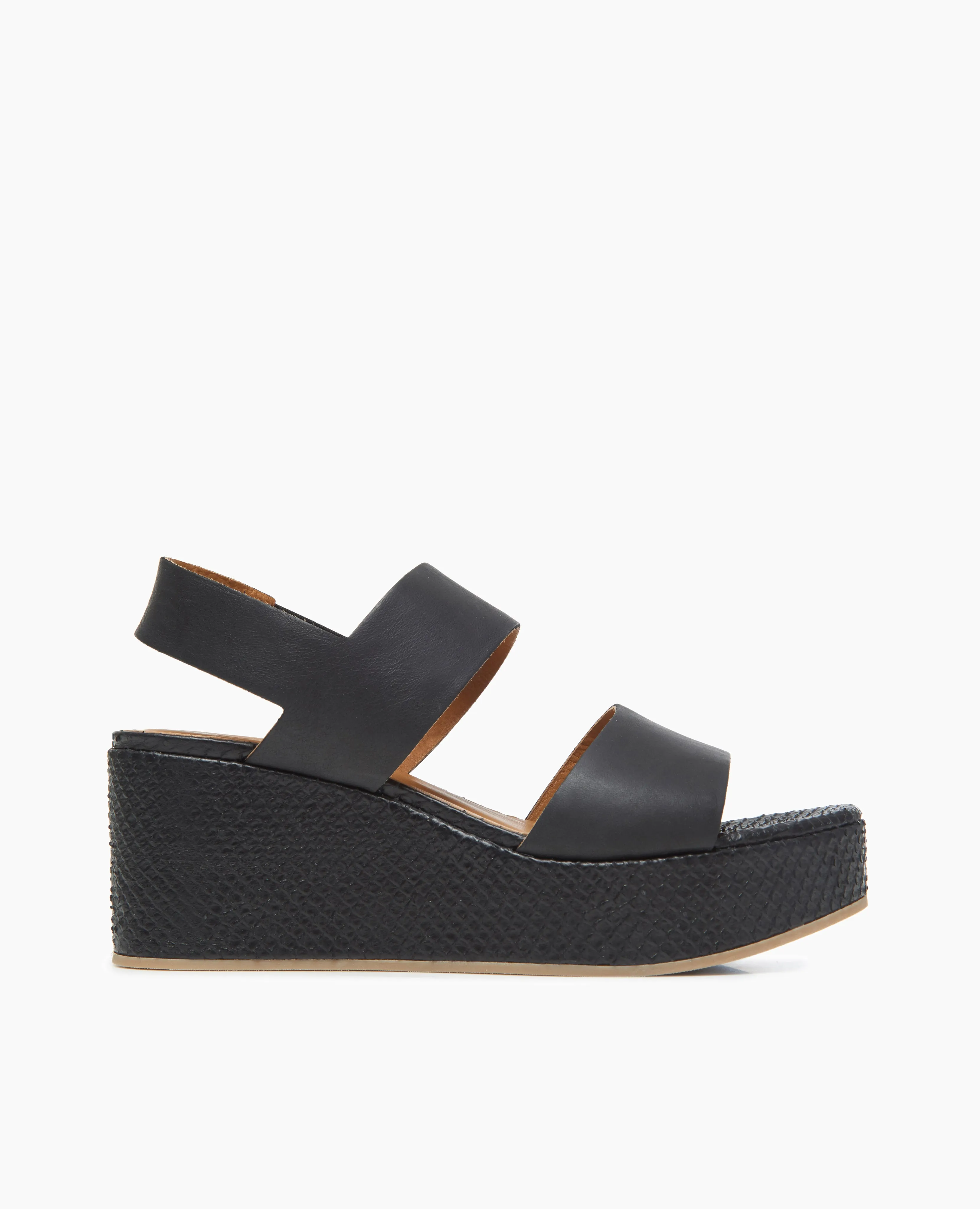 Leonora Wedge