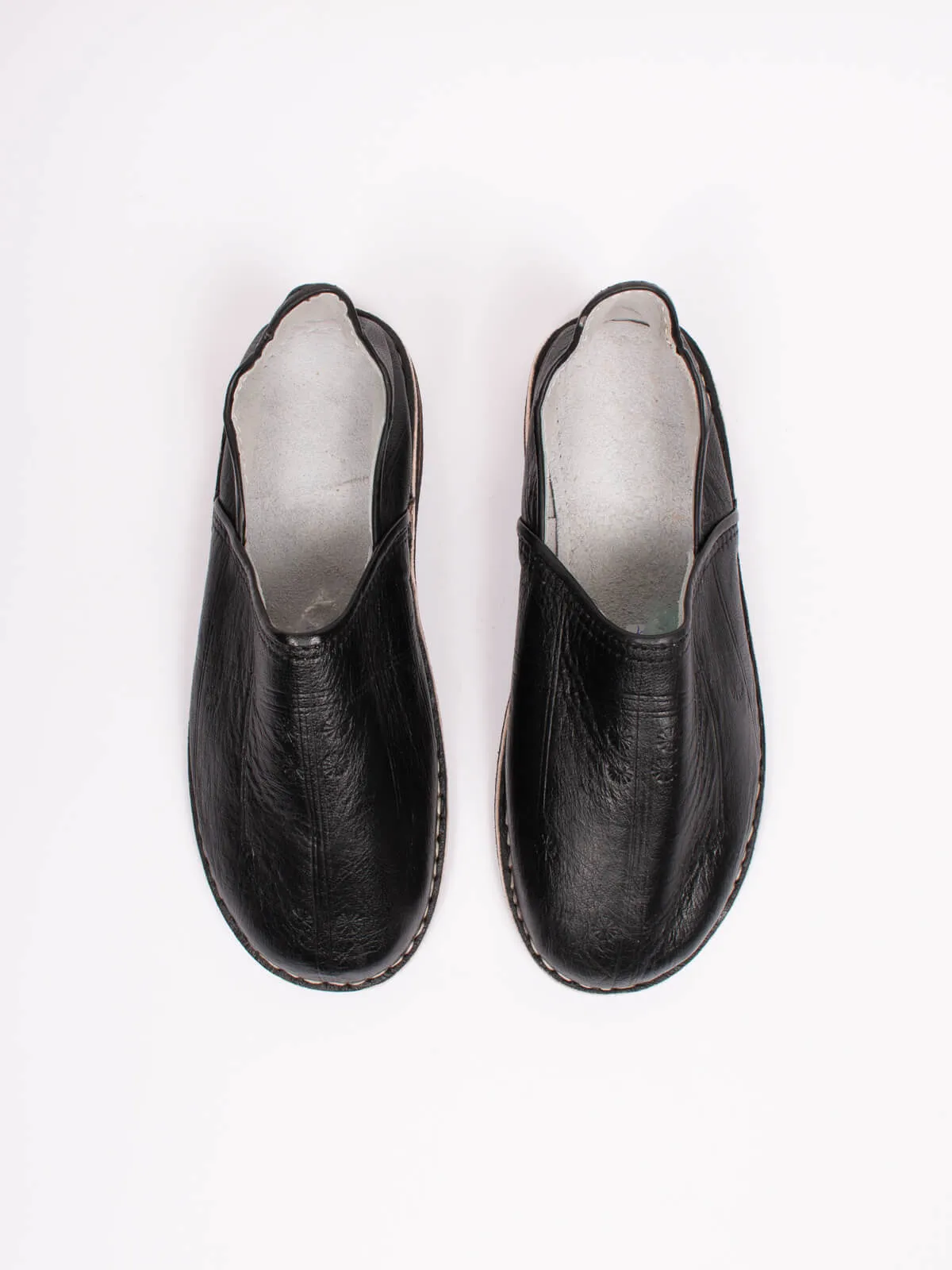 Moroccan Berber Babouche Slippers, Black