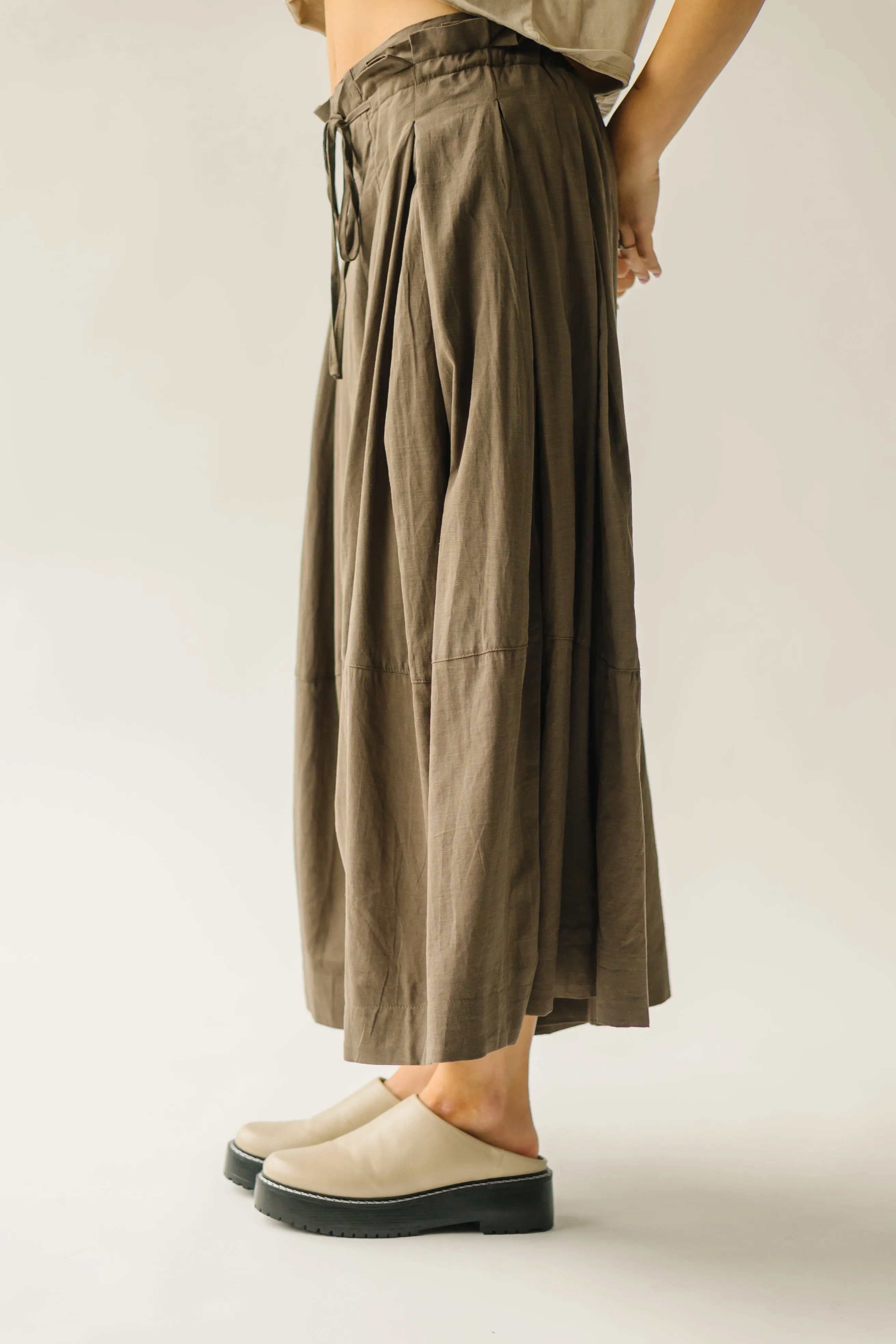 The Melhart Wide Leg Pant in Brown